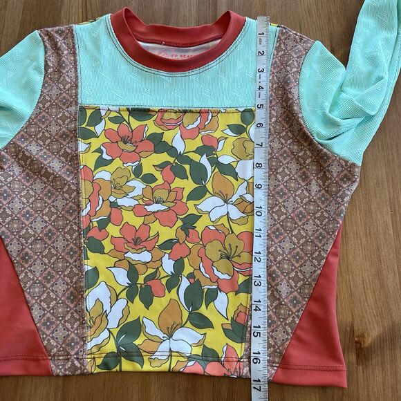 Free People Beach Jesse Surf Rashie Size L Long Sleeve Swim Top Patchwork Floral - Picture 15 of 15